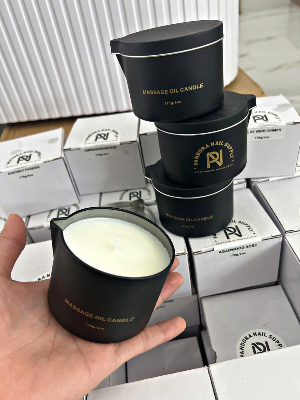 MASSAGE OIL CANDLE • AGARWOOD ROSE • 170G